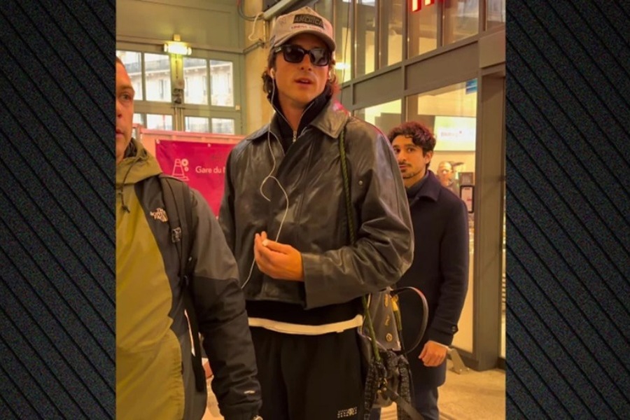 Η τεταμένη στιγμή ανάμεσα στον Τζέικομπ Ελόρντι και φωτογράφο: Μου το κάνετε πραγματικά πολύ δύσκολο να ζήσω