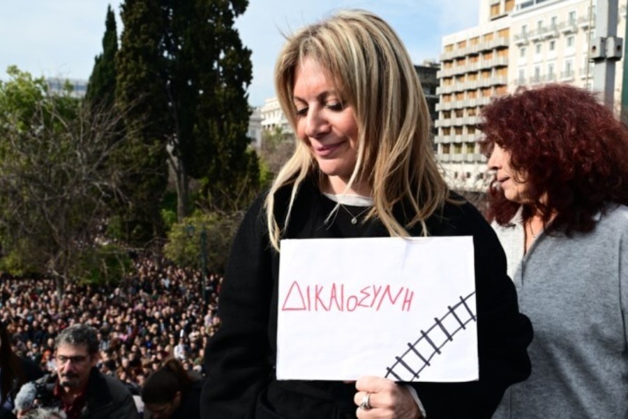 Οργή Καρυστιανού για το πόρισμα Καρώνη: «Αδίστακτος, διαπράττει την μέγιστη ύβρη»