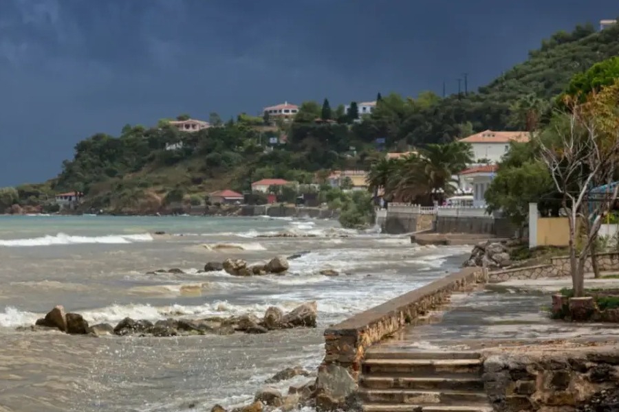 Χαλάει ο καιρός από την Κυριακή: Έρχονται καταιγίδες και πτώση της θερμοκρασίας, ποιες περιοχές επηρεάζονται και πότε