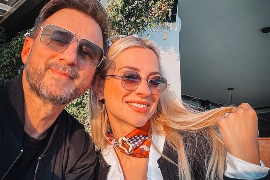 Κώστας Καραφώτης: «Έκανα follow στο Instagram την γυναίκα μου μετά το γάμο μας»