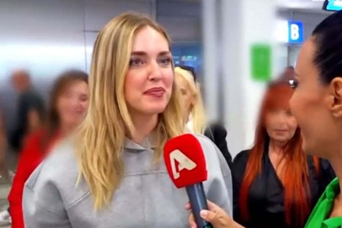 Chiara Ferragni: Οι πρώτες δηλώσεις μετά την άφιξη στην Αθήνα – «Είμαι σούπερ έτοιμη για έναν νέο έρωτα»