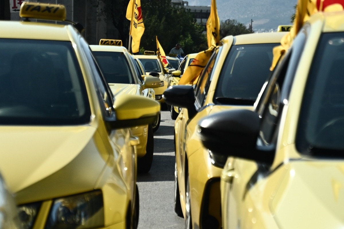Απεργία των ταξί στην Αττική αύριο και μεθαύριο ‑ Τι ζητούν οι οδηγοί