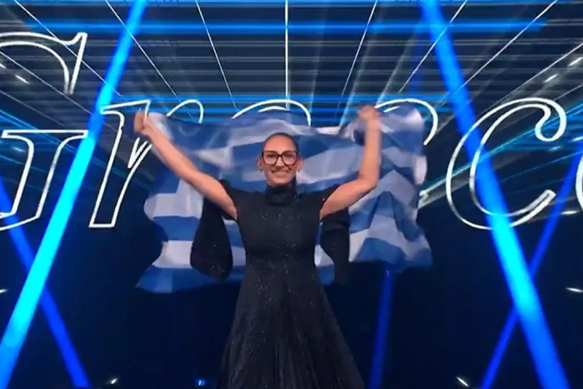 Ξεκίνησε η Eurovision 2025: Η φαντασμαγορική έναρξη – Η Klavdia ανέμισε την ελληνική σημαία