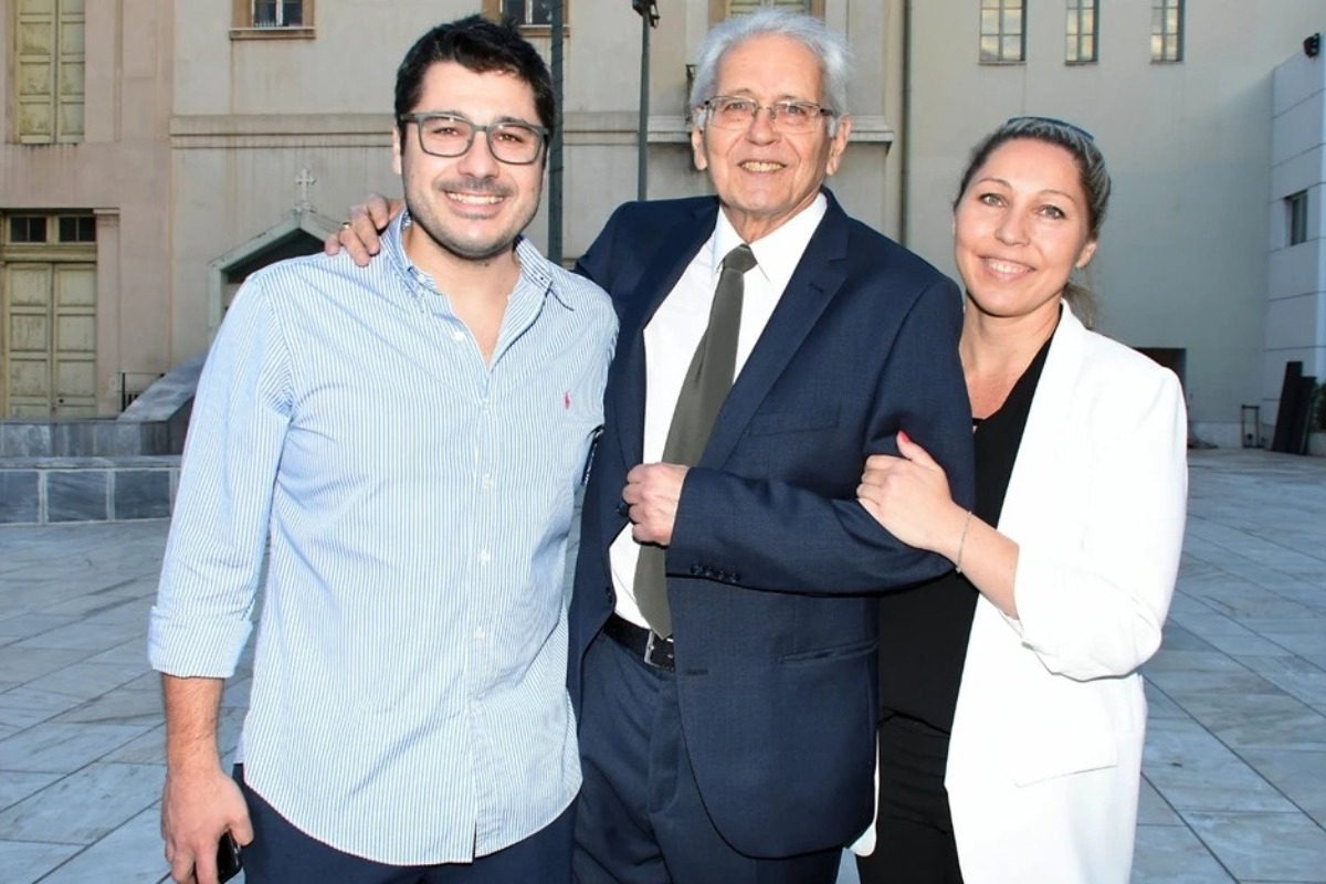 Η επιθυμία της οικογένειας του Δημήτρη Κωνσταντάρα για την κηδεία του – Η ανάρτηση του γιου του Λάμπρου