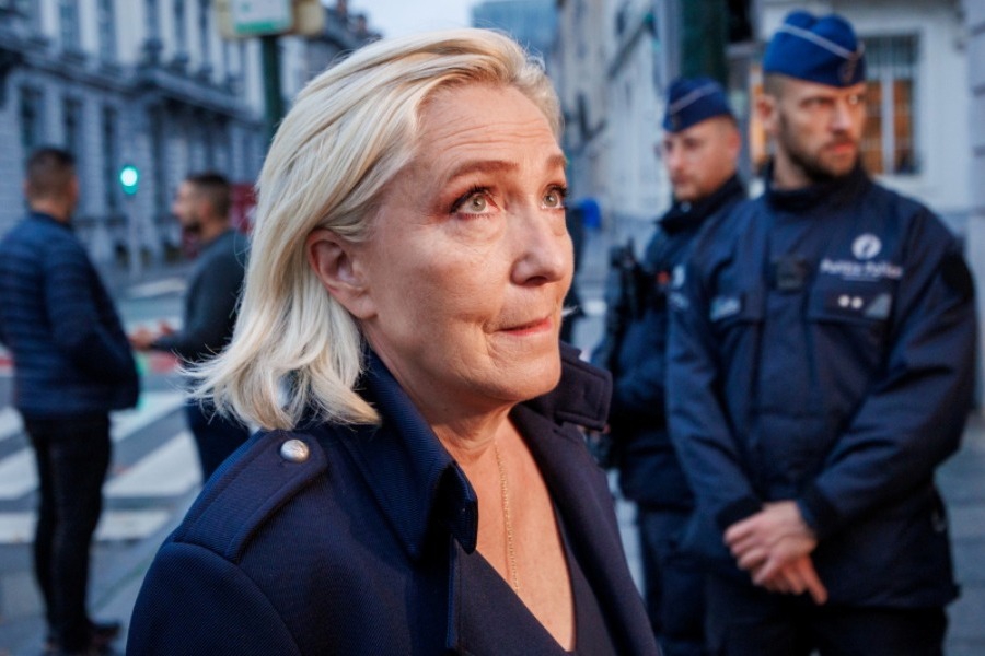 Καταδίκη Λεπέν: Στήριξη από Ορμπάν και Πούτιν στην ηγέτιδα της γαλλικής ακροδεξιάς