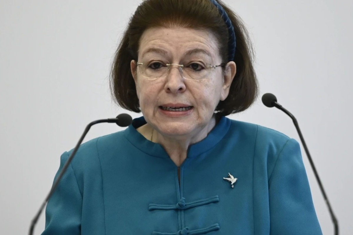«Κατέρρευσε» η Κνωσός! Η Μενδώνη δίνει εξηγήσεις για τη σοκαριστική φθορά στα δελφίνια
