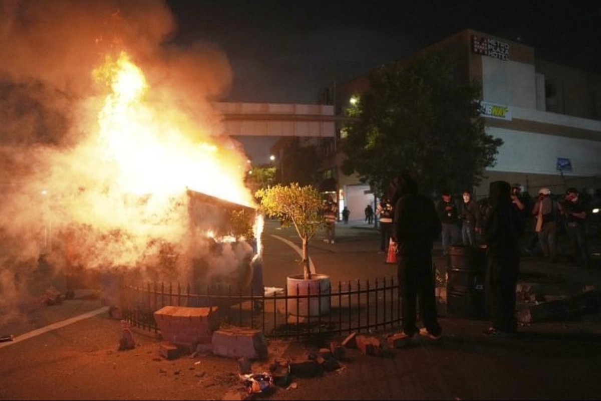 Πεδίο μάχης το Λος Αντζελες: Ο κυβερνήτης της Καλιφόρνια μηνύει τον Τραμπ, επειδή έβγαλε την Εθνοφρουρά στους δρόμους