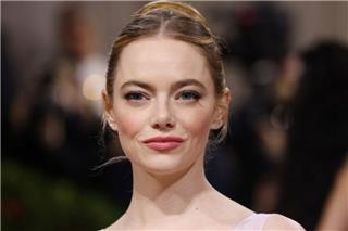 Η Έμα Στόουν είναι η ομορφότερη γυναίκα στον κόσμο σύμφωνα με τη «Χρυσή Τομή» - Ποιες άλλες διάσημες βρίσκονται στη λίστα