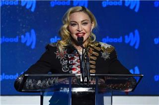 Η Μαντόνα δημοσίευσε selfie χωρίς μακιγιάζ και εντυπωσίασε τους θαυμαστές της