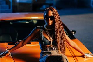 Shaya για θαμώνα σε συναυλία της: «Αρχισε να με βρίζει και να με πιάνει! Έβγαλα το τακούνι μου!»