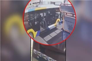 Βίντεο‑ντοκουμέντο από την επίθεση στο Κορωπί ‑ Γνώριμος των Αρχών ο δράστης