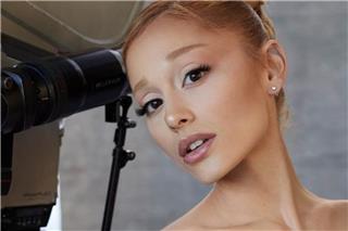 Αριάνα Γκράντε: «Χρειάζομαι μια παύση» - Γιατί η σταρ αποφασίζει να κάνει διάλειμμα από τη μουσική