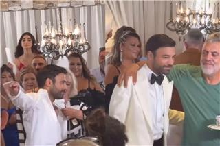 Ανδρέας Γεωργίου: Ντύθηκε γαμπρός ‑ Τα πλάνα από το σπίτι του λίγο πριν φύγει για την εκκλησία