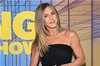 Τζένιφερ Ανιστον: Θαυμάζει τον σύντροφό της και το αποδεικνύει δημόσια