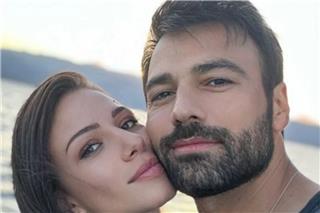 Αντρέας Γεωργίου: Ερωτευμένος στη θάλασσα με τη Σιμώνη Χριστοδούλου ‑ Νέα κοινή ανάρτηση με τους μελλόνυμφους