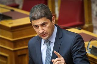 Η απάντηση Αυγενάκη για την επίθεση σε υπάλληλο του αεροδρομίου: Δεν τίθεται θέμα παραίτησής μου