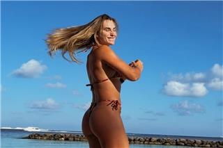 H Αρίνα Σαμπαλένκα φόρεσε το μπικίνι της και ξεκουράζεται μετά την πιο προσοδοφόρα σεζόν - Δείτε φωτογραφίες