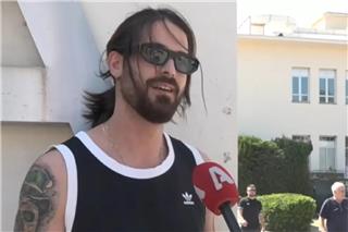 Μουγκοπέτρος: Η υπόσχεση που έχει δώσει στις κόρες του και η δημόσια έκκληση – «Όποιος έχει τις φωτογραφίες, να τις σβήσει»