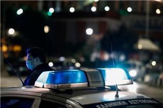 Σκούρτα Βοιωτίας: Ανδρας βρέθηκε απανθρακωμένος και με χειροπέδες μέσα σε αυτοκίνητο