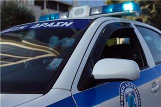 Τον έπιασαν σε καφετέρια με... το πιστόλι στην τσάντα