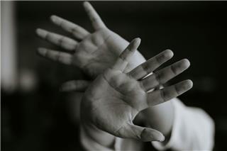 Βόλος: Καταδικάστηκε 51χρονος που χτύπησε την κόρη και τη γυναίκα του με πατερίτσα