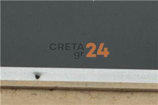 Ηράκλειο: Σφαίρα από μπαλωθιές «καρφώθηκε» σε παράθυρο πολυκατοικίας