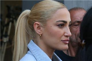 Τούνη: «Δεν παλεύω μόνο για μένα» - Η ανάρτησή της μετά την αναβολή της δίκης