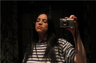 Billie Eilish: Αποκάλυσε τον Elon Musk «αξιοθρήνητο και δειλό»