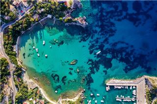 Οι Μακροβιότεροι Ραδιοφωνικοί Σταθμοί Στα Ελληνικά Νησιά