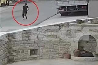 Βορίζια: Η στιγμή που ο 39χρονος νεκρός μεταφέρεται στην καρότσα αγροτικού μετά τους πυροβολισμούς