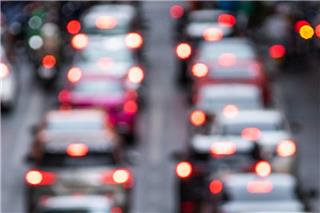 Κίνηση στους δρόμους: «Κόλαση» σε Κηφισό και Αττική Οδό - Καθυστερήσεις άνω των 30 λεπτών