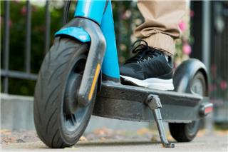 Έλληνες με πατίνια προκάλεσαν κυκλοφοριακό κομφούζιο στο Όσλο