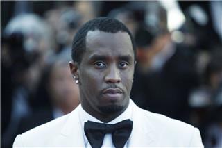 Βίντεο με τον Diddy να εργάζεται μέσα στη φυλακή: Εμφανίστηκε με σκούφο και στολή