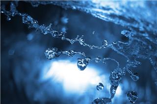 «Αλμυρό» το νερό των Αθηναίων: Αυξήσεις προτείνει η ΕΥΔΑΠ