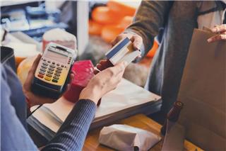 IRIS: Αντίστροφη μέτρηση για τις συναλλαγές - Tα πρόστιμα σε όσους δε συμμορφωθούν