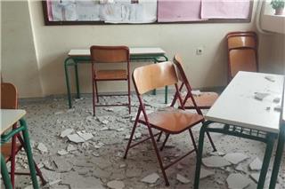 Πόρτο Ράφτη: Σοβάδες έπεσαν στα κεφάλια μαθητών - Τραυματίστηκαν δύο ανήλικοι