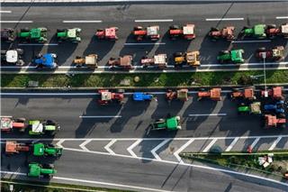 Τι λέει η ΕΛ.ΑΣ. για την εκτροπή κυκλοφορίας λόγω των αγροτικών μπλόκων