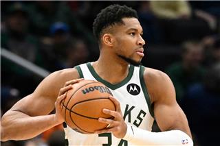 NBA: Πότε επιστρέφει στη δράση ο Γιάννης Αντετοκούνμπο