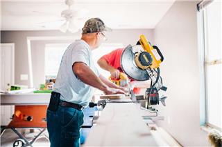 Ανακαίνιση κατοικίας: Ποιοι δικαιούνται επιδότηση έως 36.000 ευρώ – Οι προϋποθέσεις και τα «μυστικά»