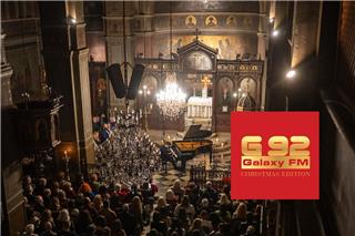Galaxy 92 Christmas Edition: Το ρεσιτάλ «Rays of Love» μάγεψε τον ναό του Αγ. Γεωργίου Καρύτση