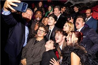 Απίστευτο ρεκόρ για Stranger Things 5 - Δείτε το νούμερο που τρελαίνει το Netflix!