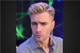 Ο Γιάννης Τσιμιτσέλης άλλαξε τα μαλλιά του: «Επιτέλους μετά από χρόνια έκανα μια αλλαγή»