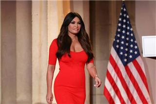 «Ένα καλοκαίρι στην Ελλάδα δίνει επιπλέον 10 χρόνια ζωής»: Οι αναρτήσεις της Κίμπερλι Γκιλφόιλ πριν έλθει στην Αθήνα