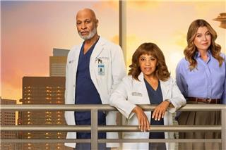 Grey’s Anatomy: Διαγνώστηκε με καρκίνο ο «chief» της σειράς, Τζέιμς Πίκενς Τζούνιορ