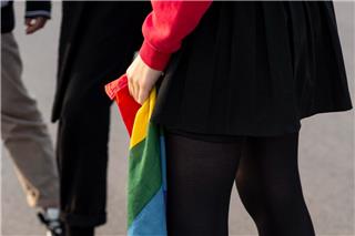 Αντί-τρανς νόμος στο Τέξας: Ένοπλοι αστυνομικοί φρουρούν τις τουαλέτες μετά την απαγόρευση