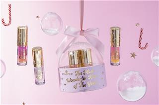 Ετοιμάσου για το πιο υπέροχο φιλί του χρόνου με την Essence!