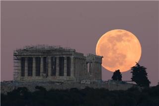 Η υπερπανσέληνος του Νοεμβρίου θα είναι η μεγαλύτερη του 2025 - Έρχεται το «φεγγάρι του κάστορα»