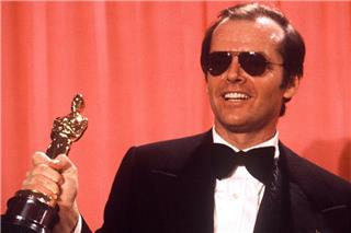 Όταν ο Τζακ Νίκολσον έμαθε πως η αδερφή του ήταν στην πραγματικότητα η μητέρα του κατά τη διάρκεια μιας συνέντευξης