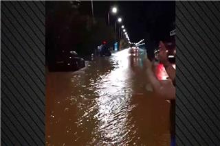 H κακοκαιρία χτύπησε Πρέβεζα και Βόνιτσα: Πού θα σημειωθούν καταιγίδες τις επόμενες ώρες