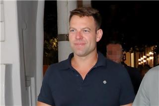 Στέφανος Κασσελάκης: Απαγορεύει τη δημοσιογραφική κάλυψη στο γάμο του